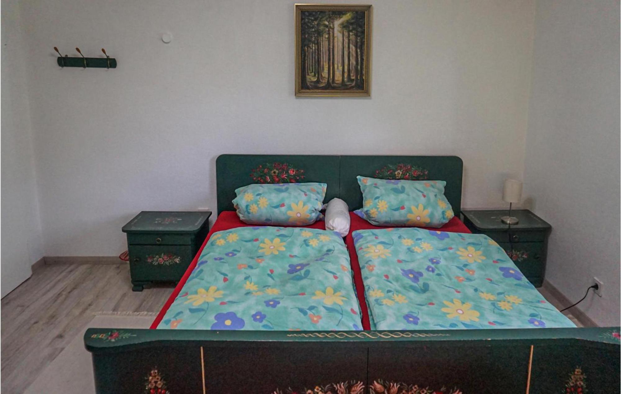 Amazing Apartment In Hinterweidenthal With Wifi Esterno foto