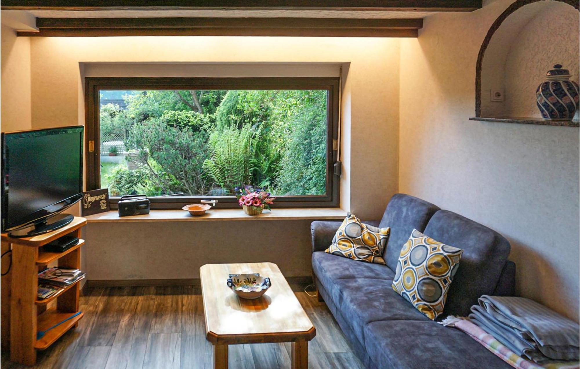 Amazing Apartment In Hinterweidenthal With Wifi Esterno foto
